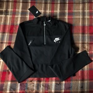BRAND NEW NIKE SWEATER